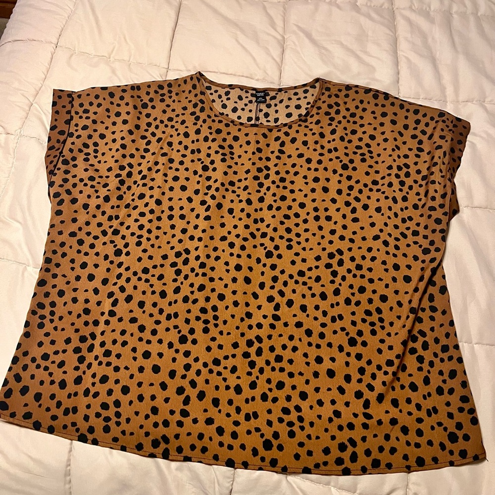 Chic Spotted Women's Blouse in Brown